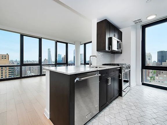 3rd image of 21 S End Ave #3510