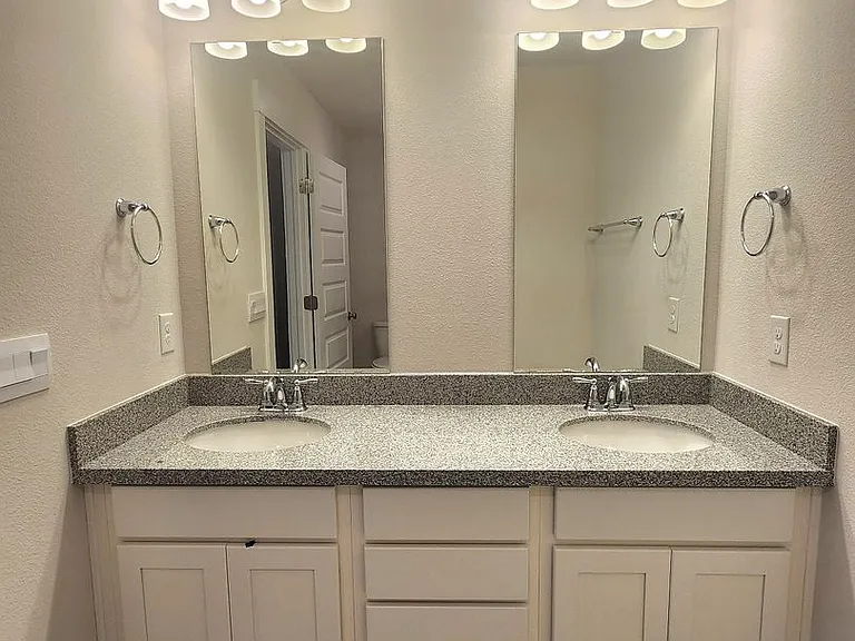 9436 Nature Creek Ln — Photo 8