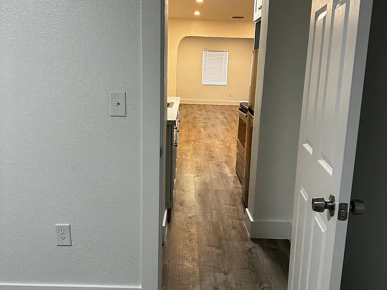 3315 SW 15th Ave — Photo 12