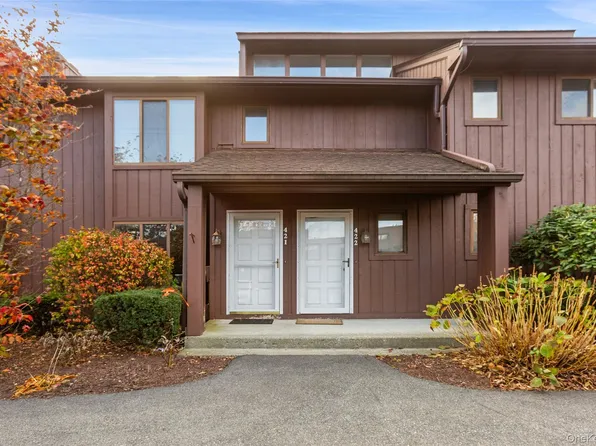 422 Panorama Dr, Mohegan Lake, NY 10547