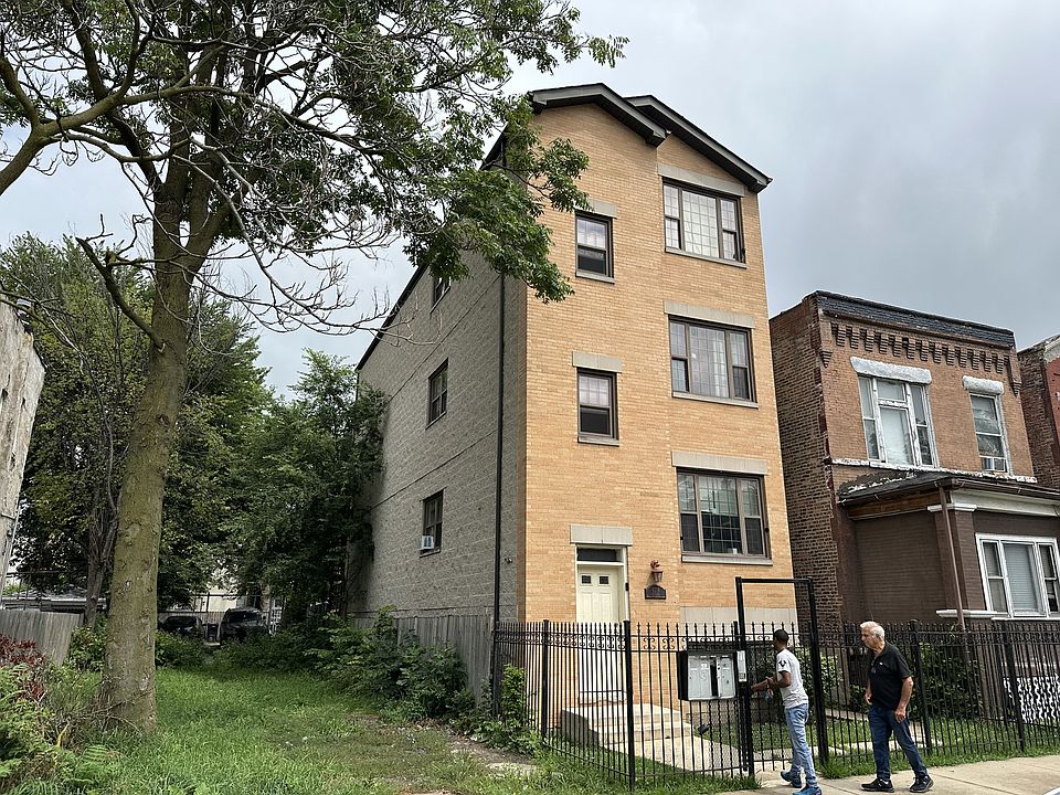 1st image of 4316 W Gladys Ave