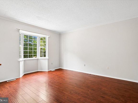 5th image of 2374 Branleigh Park Ct