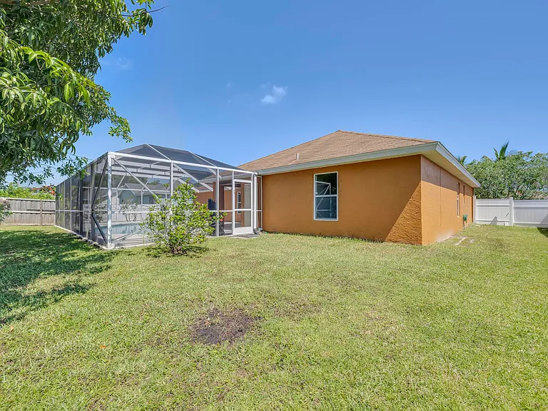 5075 NW Egret Ave — Photo 8