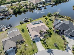 9542 Spring Cir, Pt Charlotte, FL 33981