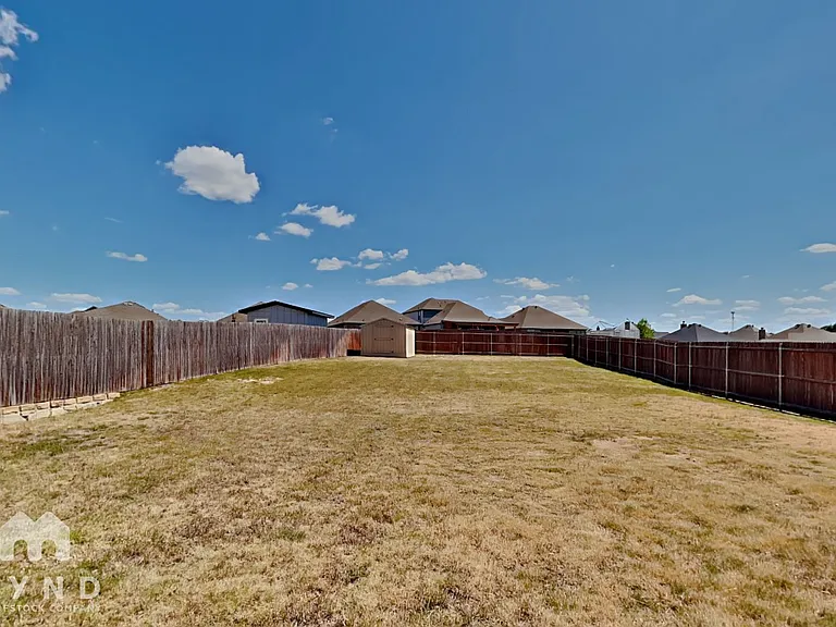 529 Paloma St — Photo 19