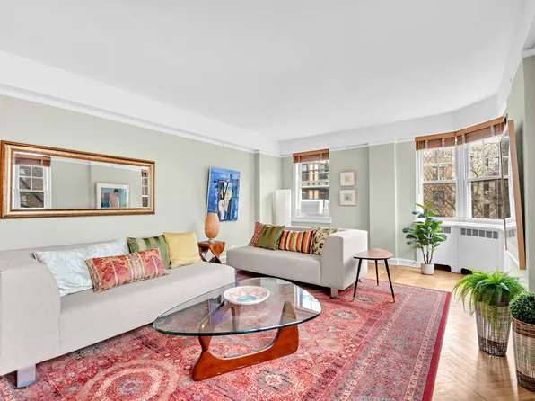 120 Cabrini Boulevard 44 image 1 of 19