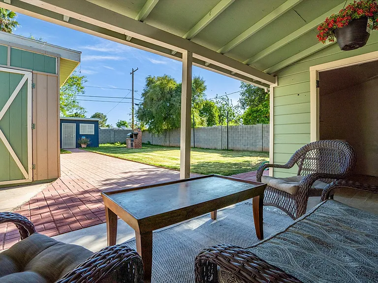 3529 E Sheridan St — Photo 27