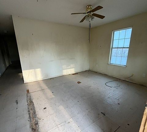 5th image of 812 N King St