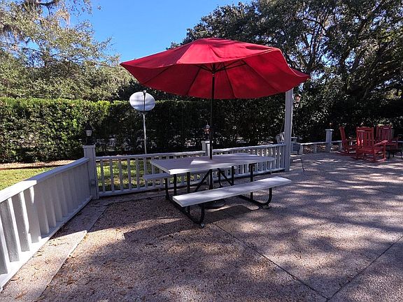 2nd image of 376 Bear Trl