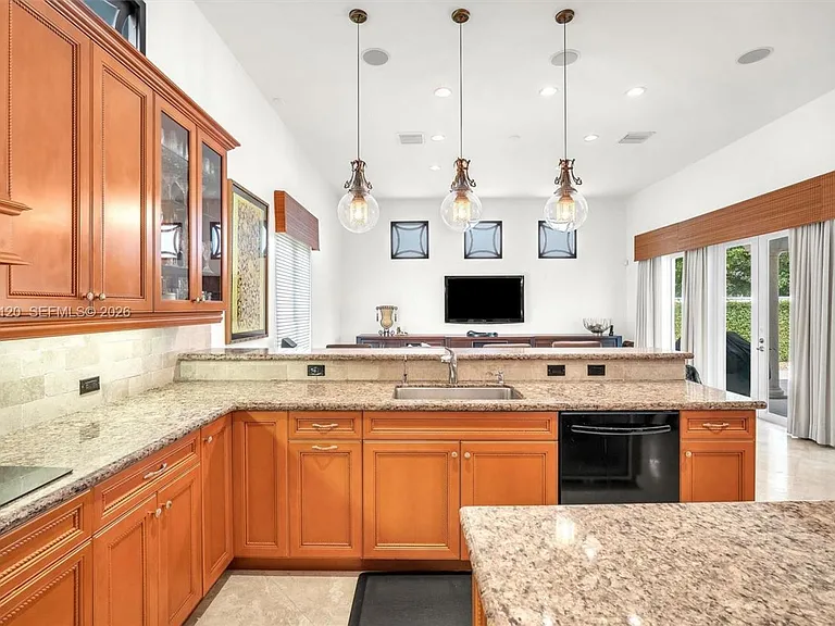 1480 Windjammer Way — Photo 15