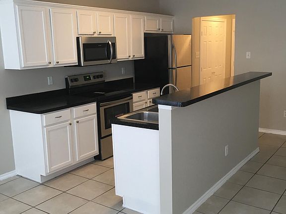 5th image of 4610 Alamosa St