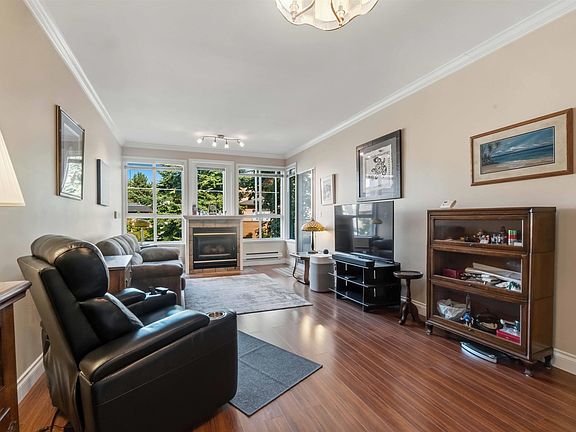 5th image of 7300 Gilbert Rd #206