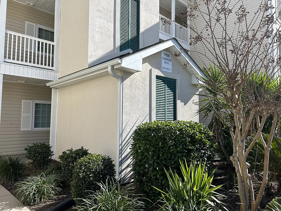 1100 Commons Blvd #203