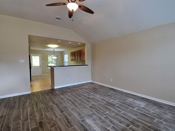 5th image of 15803 Parmley Creek Ct