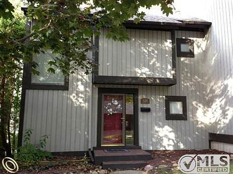 2 Exterior.JPG
