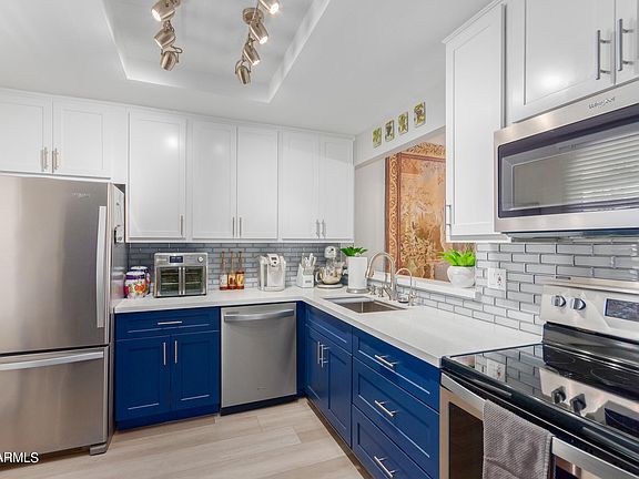 4th image of 930 N MESA Drive #2069