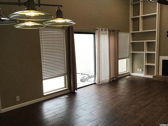 2nd image of 1637 E Saint James Pl #77B