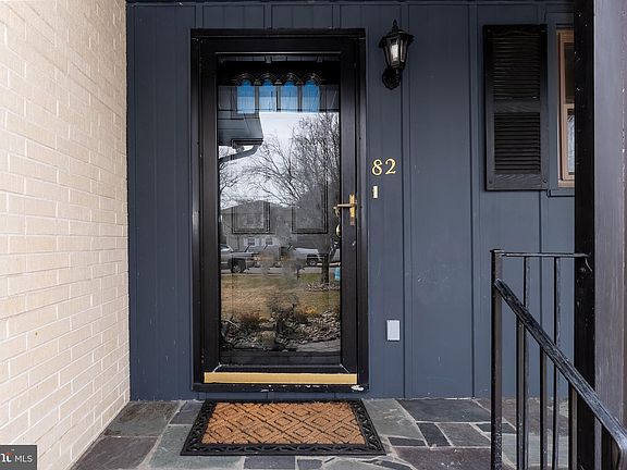 5th image of 82 Sycamore Ln