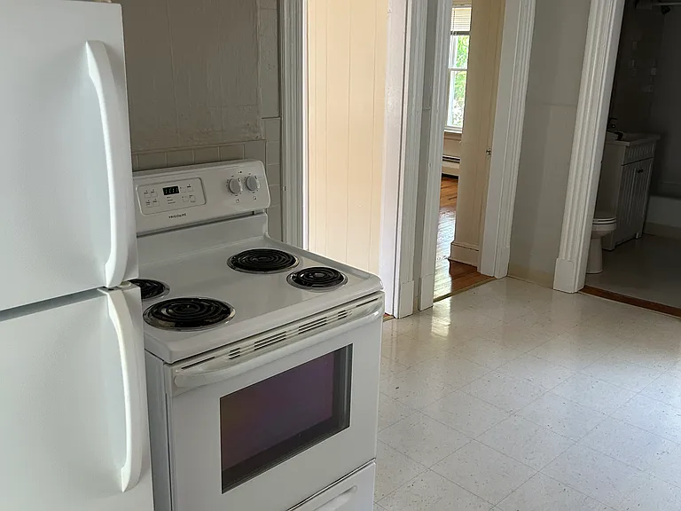 128 Raymond Rd #2 — Photo 2