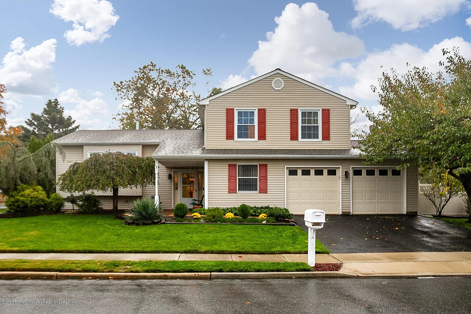 1 Cove Ct photo 1