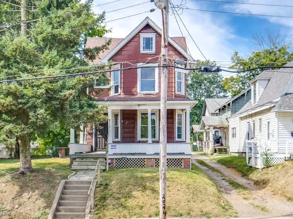 215 Hazlett Ave NW, Canton, OH 44708