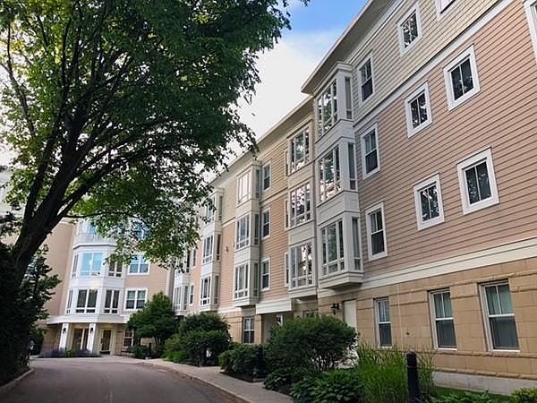 1st image of 214 Saint Paul St #405