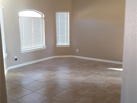 5th image of 11413 Victor Flores Pl
