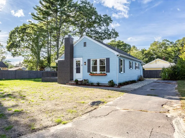 13 Datewood St, Wareham, MA 02571