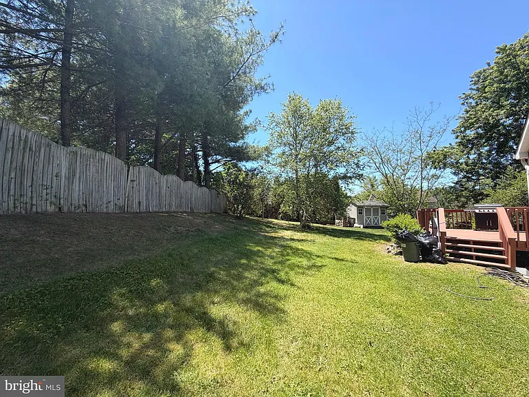 407 Tamarack Cir — Photo 38