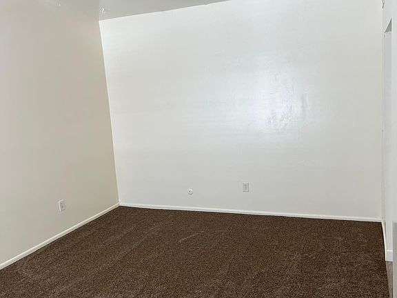 4th image of 1054 N Victoria Way APT 3
