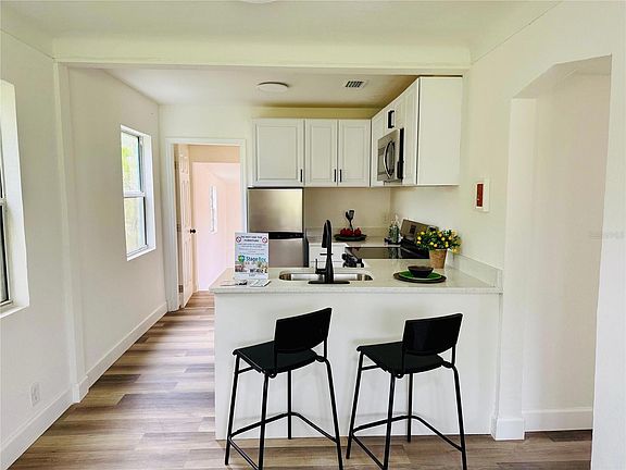 5th image of 781 58th Ave NE