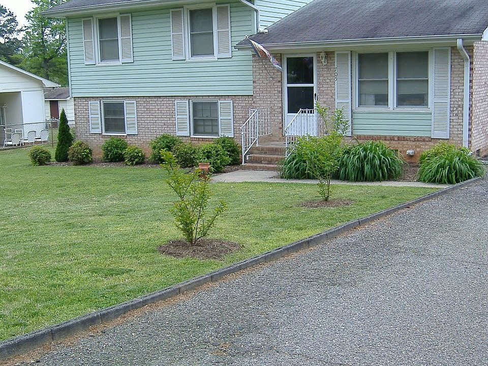 2nd image of 705 Brookwood St