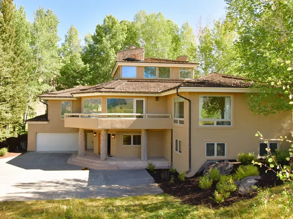 226 Blue Bell Rd, Sun Valley, ID 83353