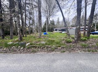 40 Folly Rd, Brooklin, ME 04616