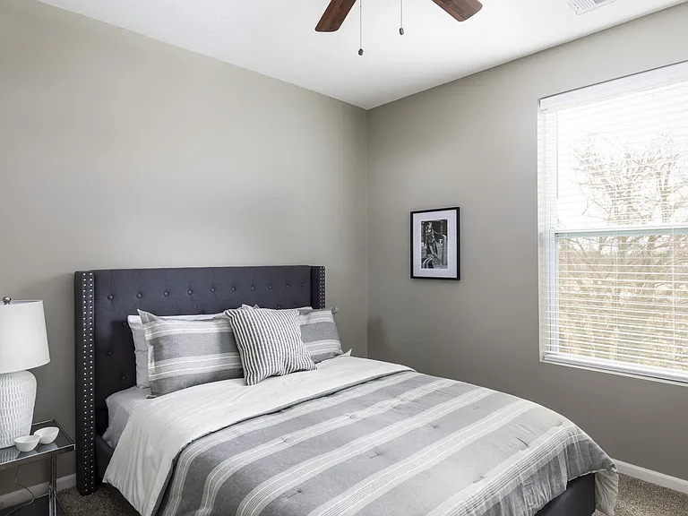 Springhill Apartments — Photo 42