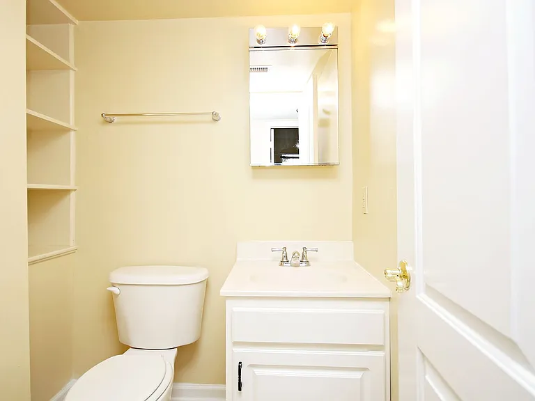 1504 Villa Ter #C — Photo 9