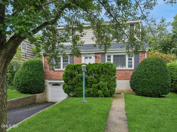 32 Hollow Wood Ln, Greenwich, CT 06831