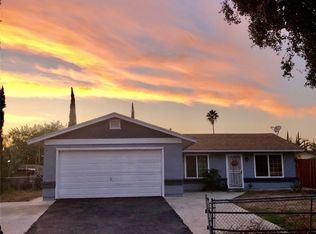 950 S Acacia Ave, Rialto, CA 92376