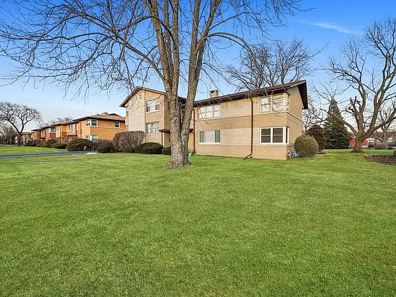 4th image of 1351 Balmoral Ave APT 1N