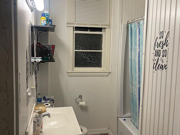 2nd image of 508 Cedar Ave #1