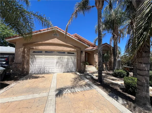 16611 McPherson Ave, Lake Elsinore, CA 92530