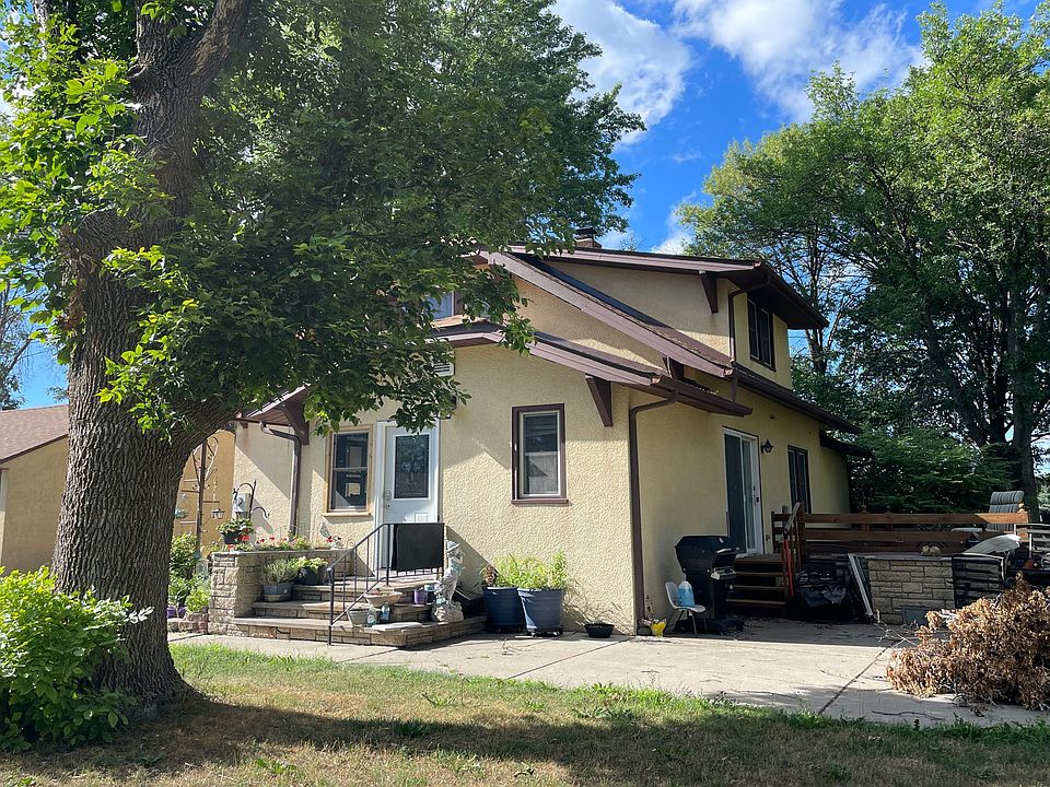 2nd image of 4555 Oakhurst Ave