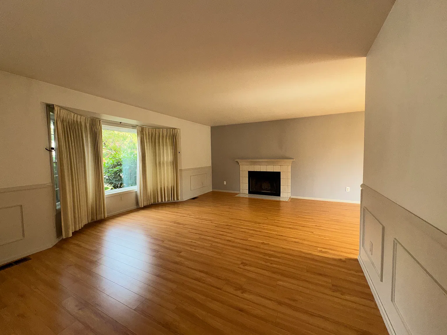 3 bed, 2100 sqft, $3,700 — Photo 4