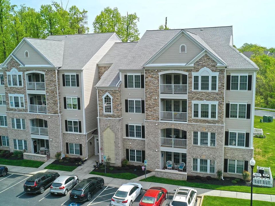 1st image of 1001R Running Creek Way #16