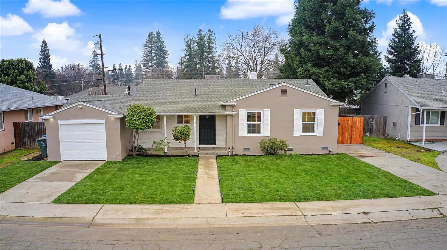 1074 Mccollum Avenue photo 1