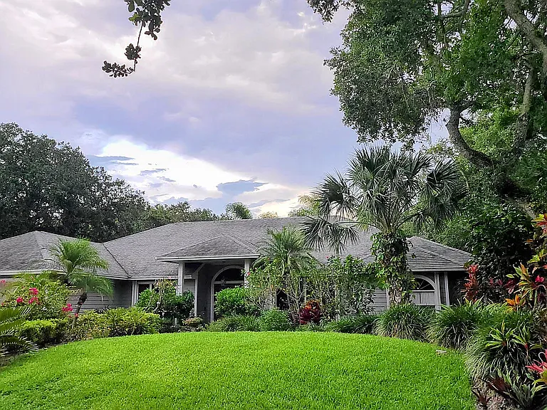 Beautiful island home. - 1155 Leeward Ln