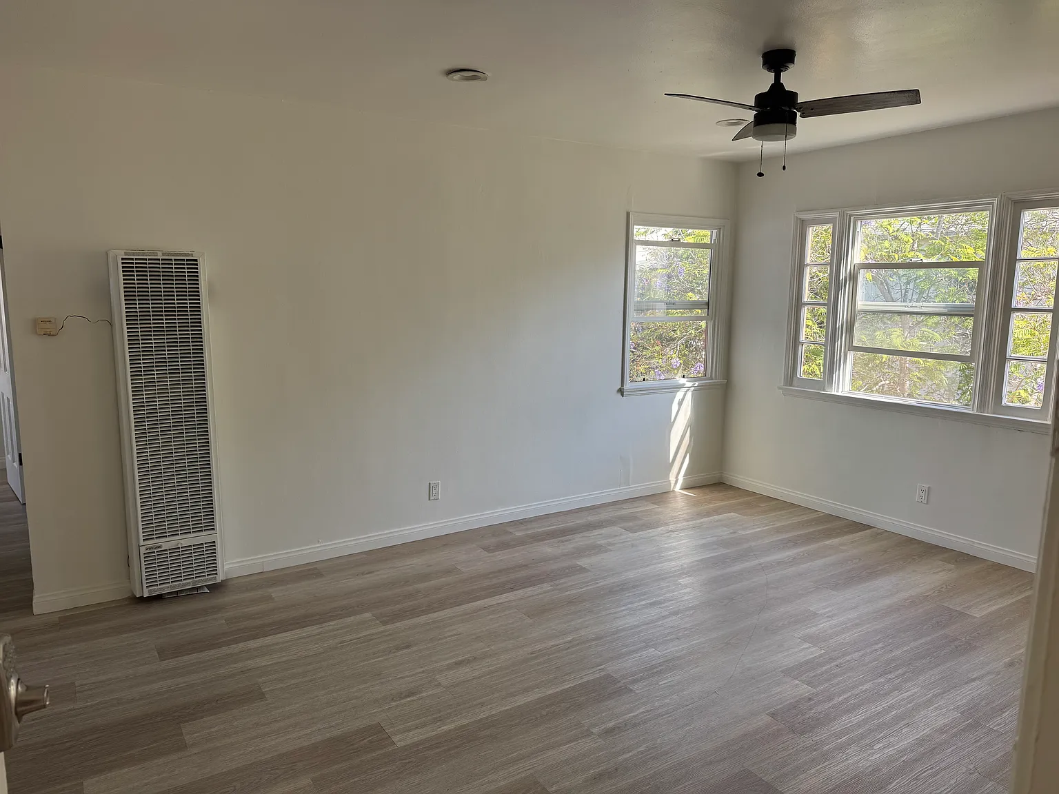 4340 Arizona St — Photo 4