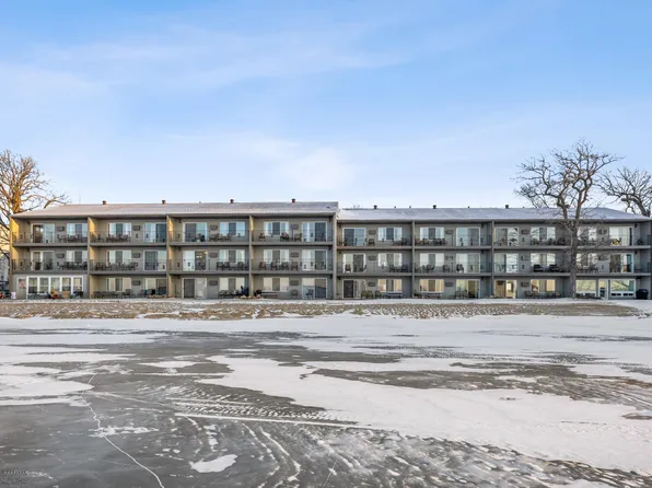 321 Park Lake Blvd #207, Detroit Lakes, MN 56501