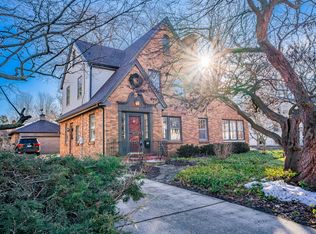 339 N Plum Grove Rd, Palatine, IL 60067