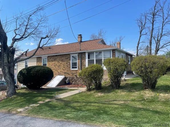 133 Dowling Rd, Johnstown, PA 15904
